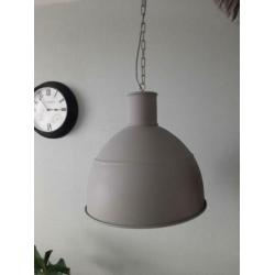Lamp nieuwstaat (graag dit weekend ophalen)