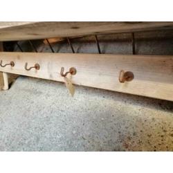 Steigerhouten kapstok / keukenregaal 'halfweg brocante"