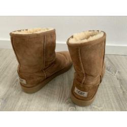 UGG dames laarzen maat 36/37 classic bruin cognac