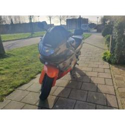 Yamaha Thundercat YZF600R