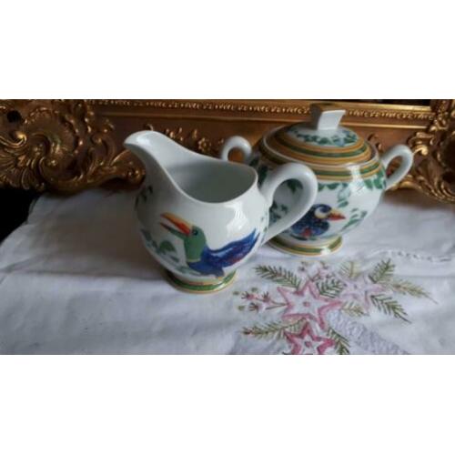 Hermes servies"toucans" melk en suikerpotje in nieuwstaat