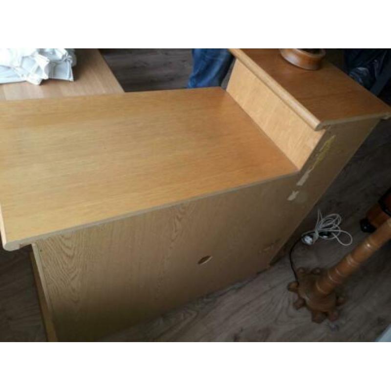 TV-kastje / Dressoir Eiken 《WIE BIED ??》