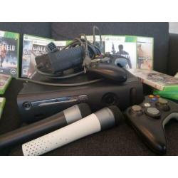 XB BOX 360 ELITE met heel veel spellen