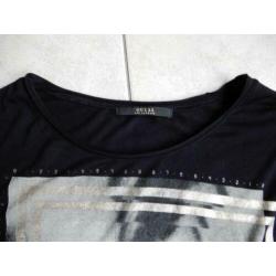 funny-print.....zwarte top mt S GUESS