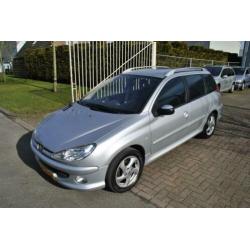 Peugeot 206 SW 1.6-16V Air-line 3 *CLIMA* Nieuwe APK !