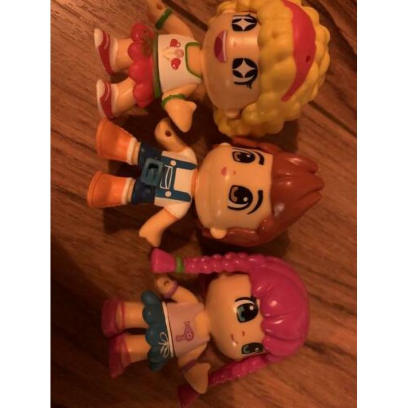 Pinypon pretpark met 3 speelfiguren