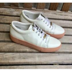 witte lederen sneakers van M25 maat 41 nieuwstaat sneakers
