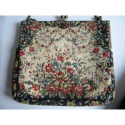 Antiek tasje petit point/gobelin handtasje en make-uptasje