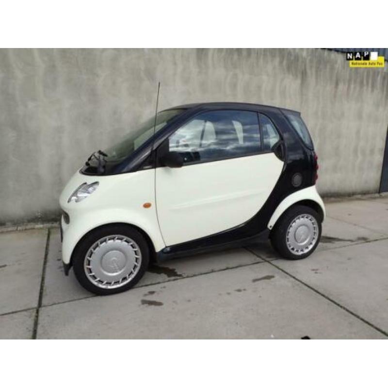 Smart Fortwo coupé 0.7 pure