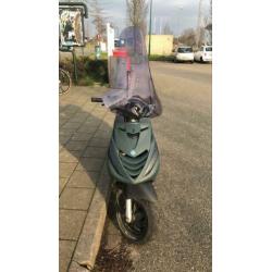 Piaggio Zip in onderdelen