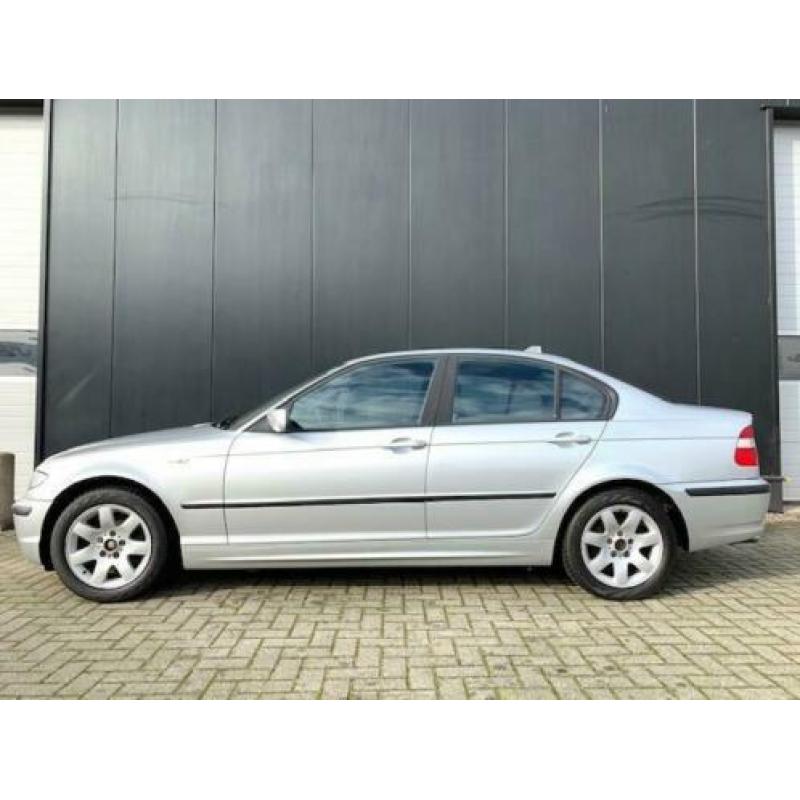 BMW 3-serie 316I Lifestyle '03 Clima/Lmv/Nap/Leder/Apk