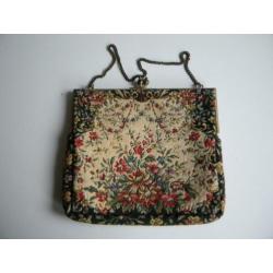 Antiek tasje petit point/gobelin handtasje en make-uptasje