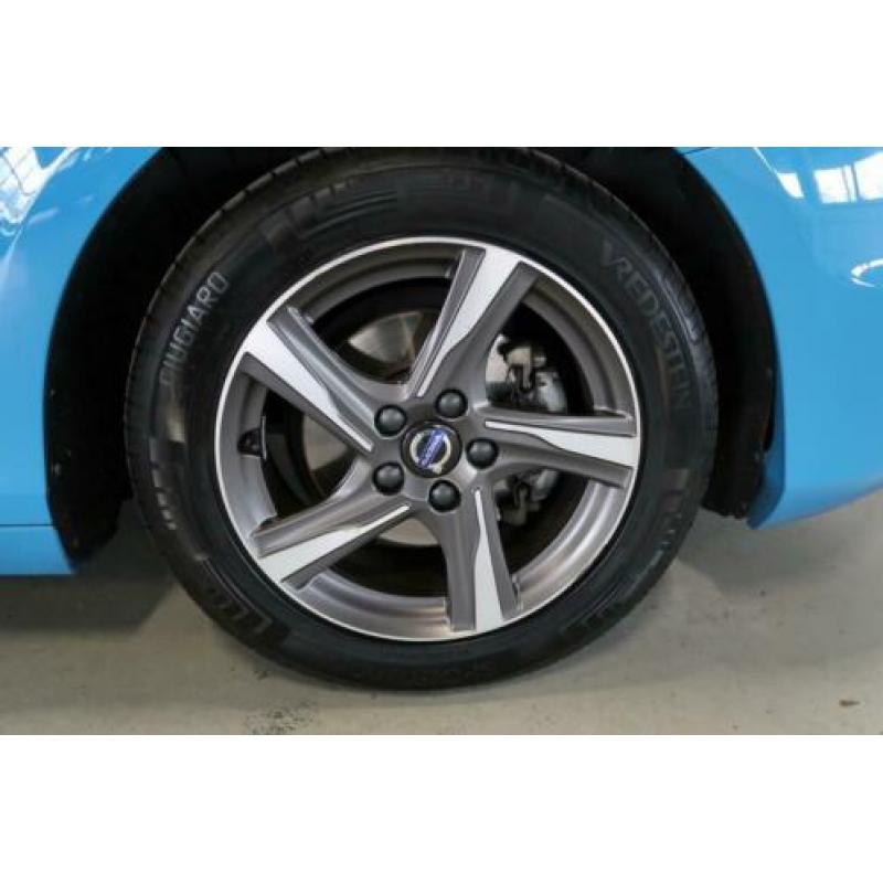 Volvo V40 2.0 D2 R-Design Business Volvo V40 2.0 D2 NL auto