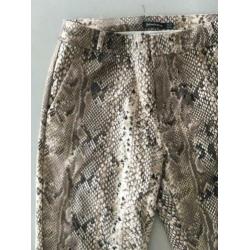 Stradivarius pantalon in slangenprint. ALS NIEUW!