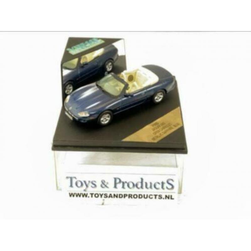 Vitesse Jaguar XK8 Cabriolet 1:43