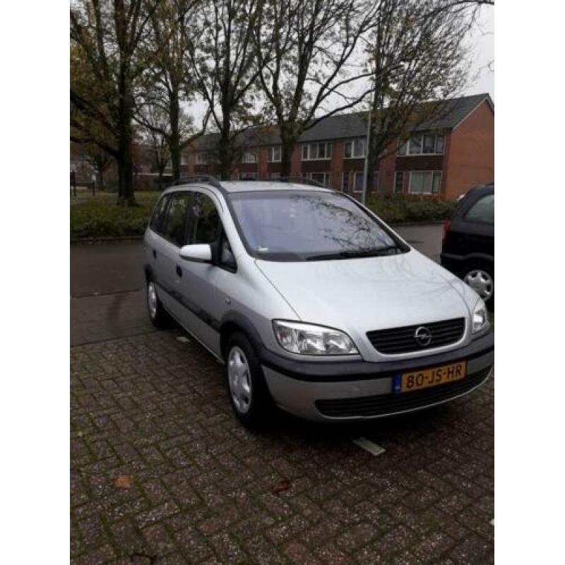 Opel Zafira 1.6 16V 2002 Grijs