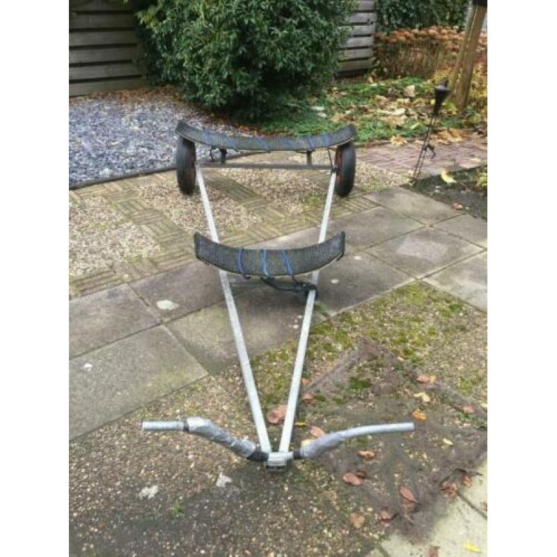 Strandkar voor Splash zeilboot