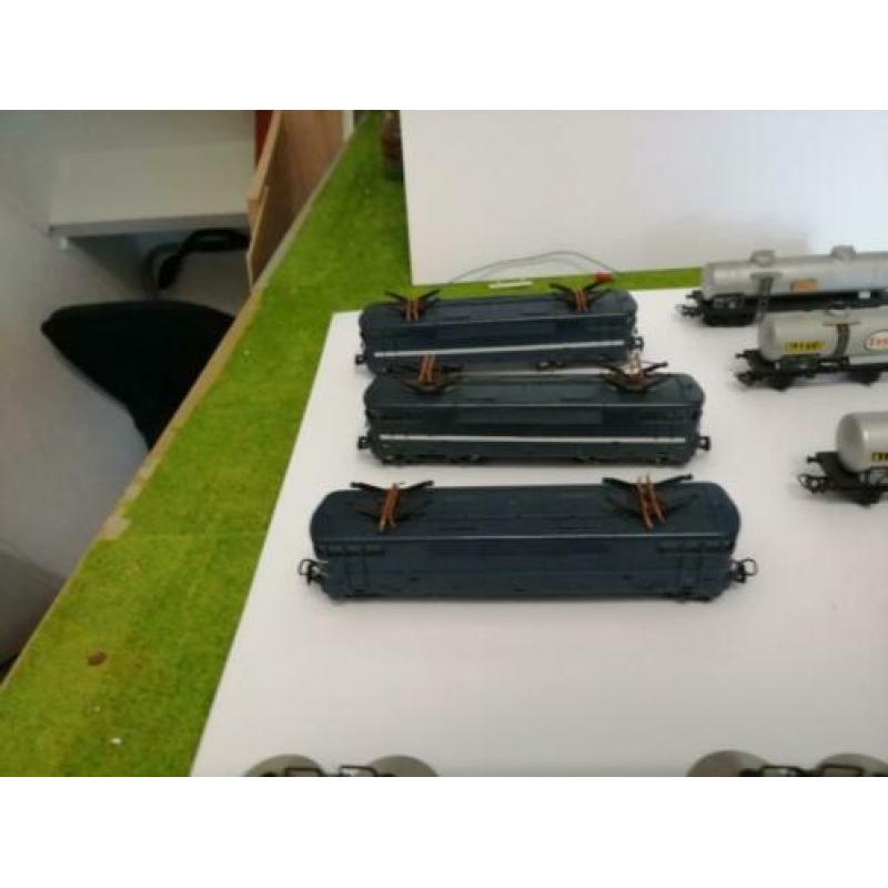 Jouef wagons en drie loc