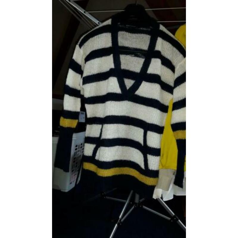 Expresso trui maat S en blouse maat 38.zgan