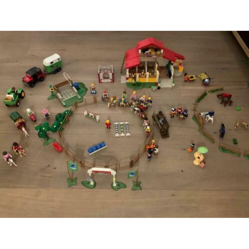 Playmobil Country Manege met heel veel toebehoren