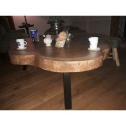 Suar BOOMSTAM schijf salontafel. Rond of grillig. NIEUW