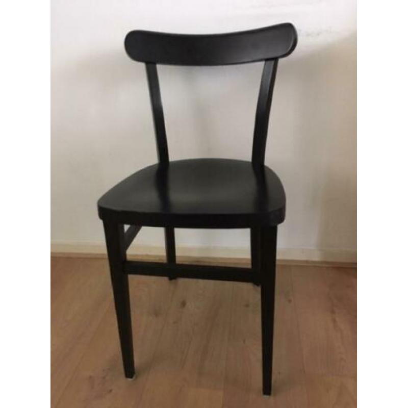 Zwart café stoeltje hout