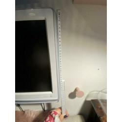 Philips 19 inch tv inclusief ophang systeem