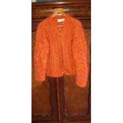 Les Tricots d' O ! vest handknit