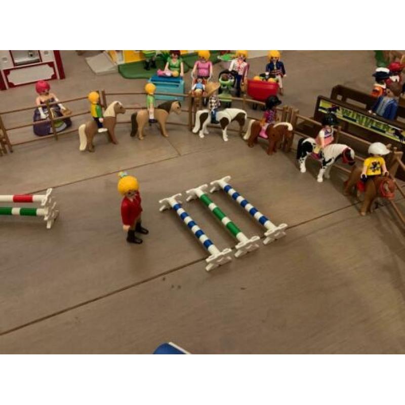 Playmobil Country Manege met heel veel toebehoren