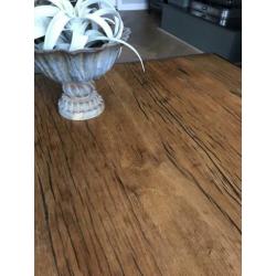 Industriële salontafel