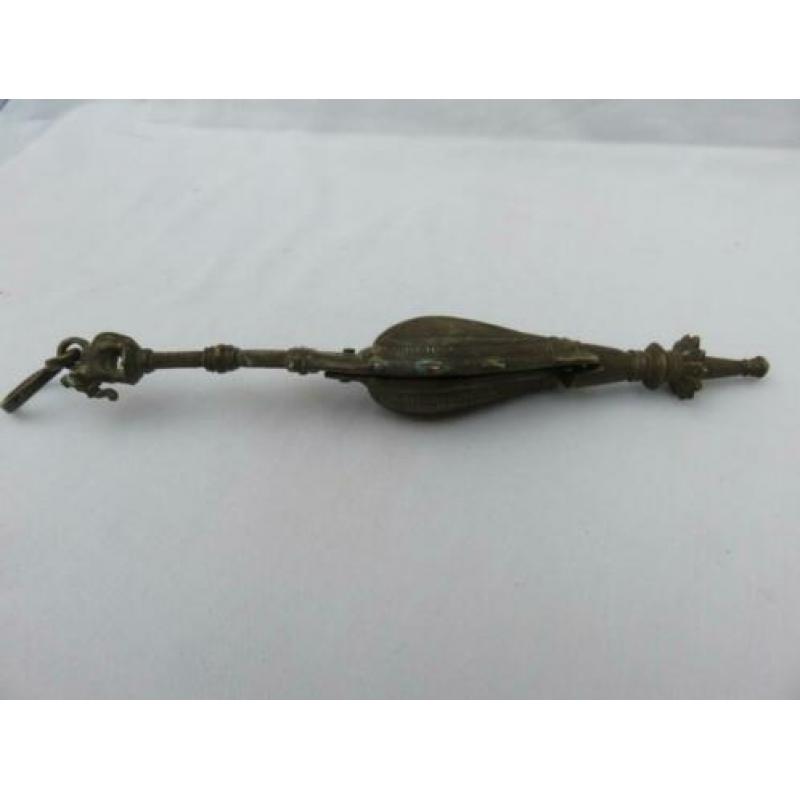 Bronzen opium of medicijn doos – oost Azië 19e – 20e eeuw