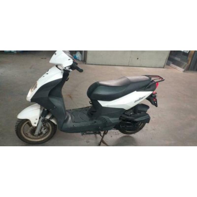 Gezoht scooters voor export!!!