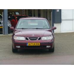 Saab 9-5 2.3t Vector word geleverd met een nieuwe apk