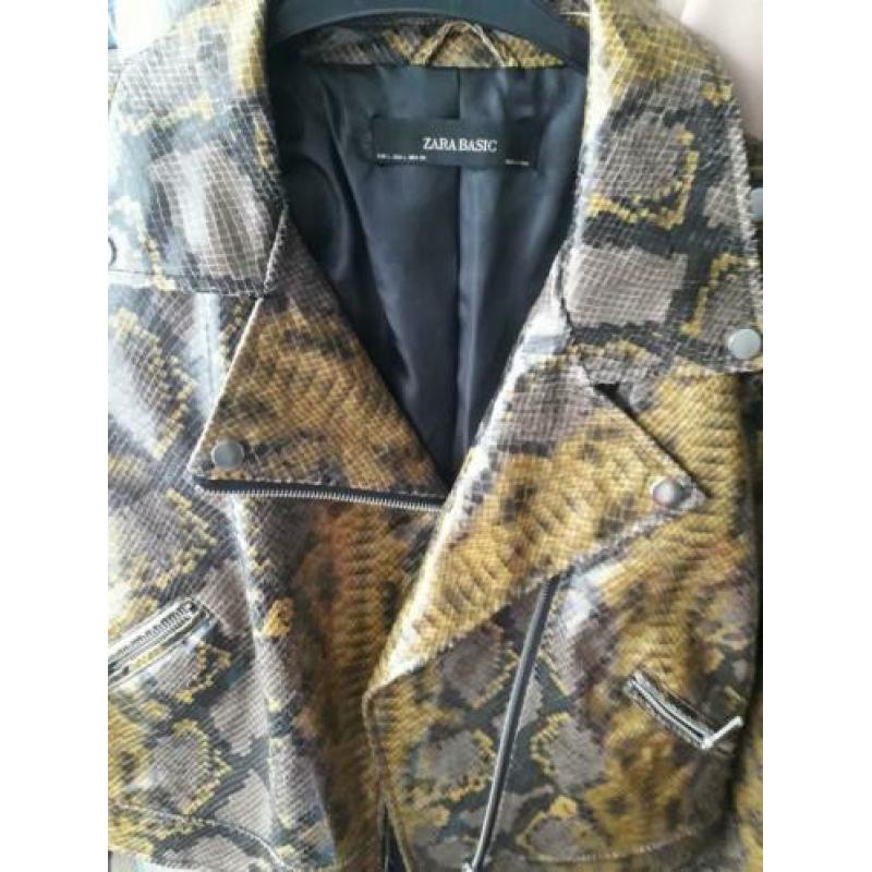 Stoere jack Zara (slangenprint) maat M