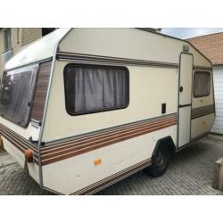 Kip KL 430 caravan om af te klussen