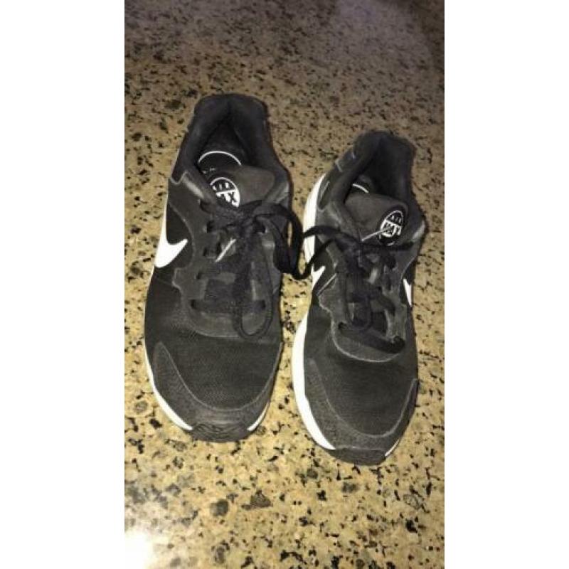 Nike air max mt 37,5 gedragen maar nog netjes