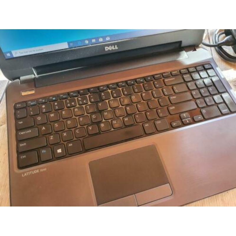 Laptop Dell Latitude 3540