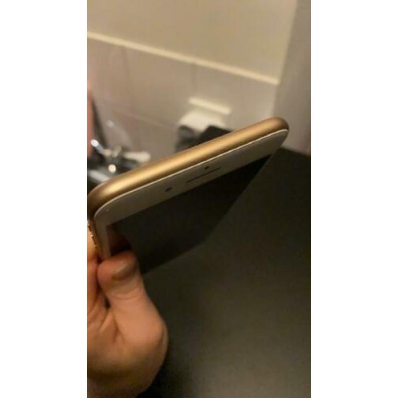 iPhone 8 Plus Gold 128GB in zeer goede staat