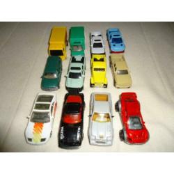 Matchbox auto's. 15 euro 16 stus!
