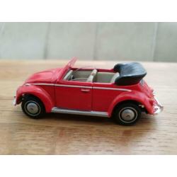 Volkswagen VW Beetle cabrio van Hongwell schaal 1:72