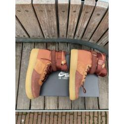 SF AF1 PRM NIKE schoenen 42