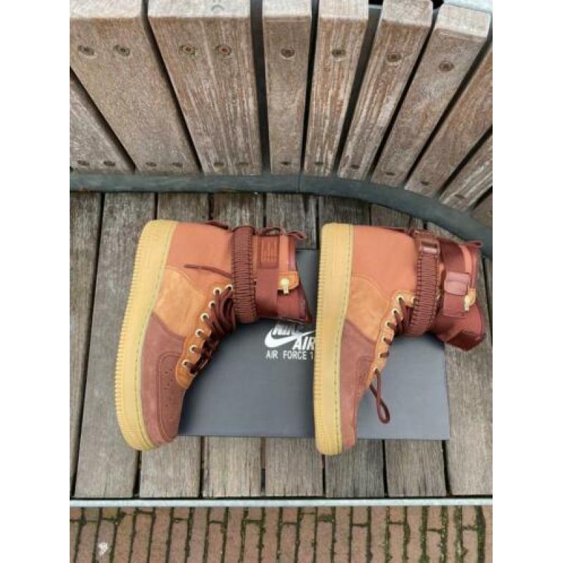 SF AF1 PRM NIKE schoenen 42