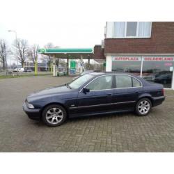 BMW 5 Serie 523i Executive (bj 1998, automaat)