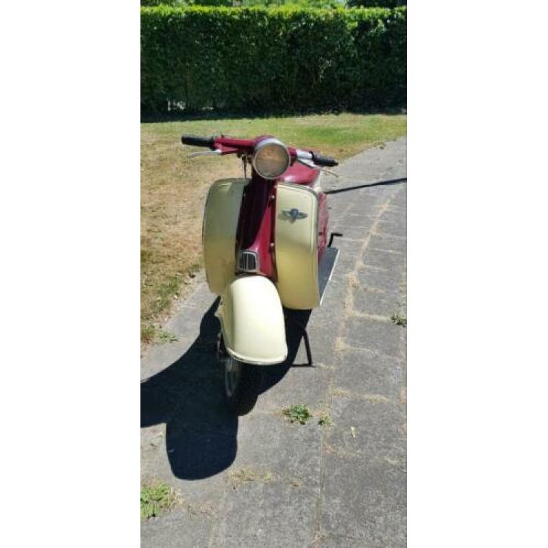 Zundapp roller met snorkenteken