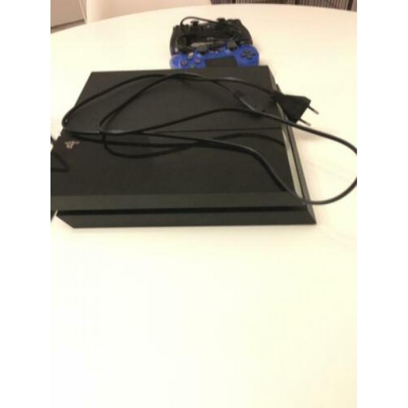 PlayStation 4 Nieuw 3 x gebruikt !!