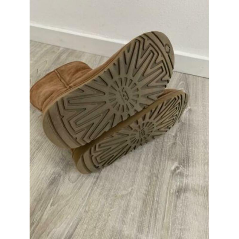 UGG dames laarzen maat 36/37 classic bruin cognac