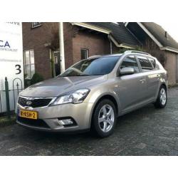 Kia cee'd Sporty Wagon 1.4 CVVT Seven Business Navi/Airco-Ec