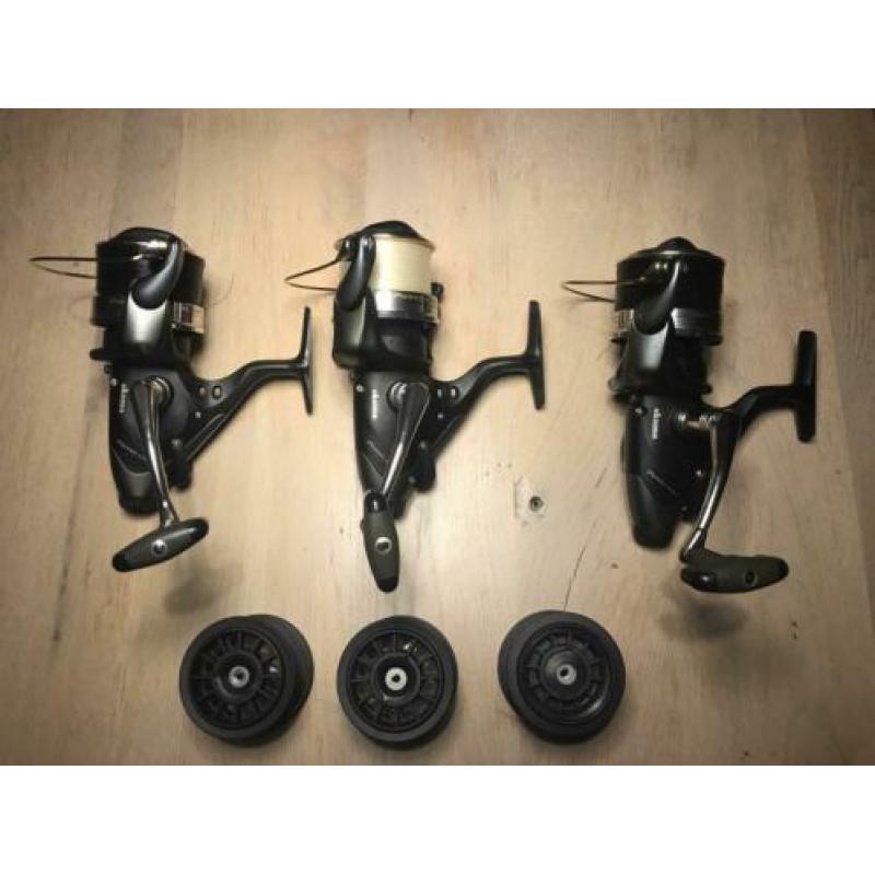3x Okuma Power-Liner molen met baitrunner