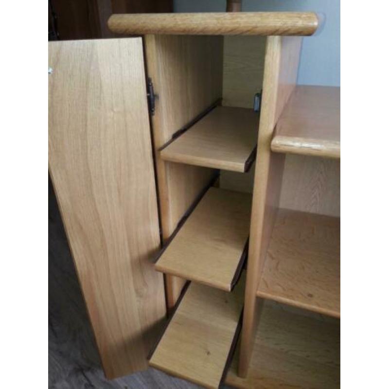 TV-kastje / Dressoir Eiken 《WIE BIED ??》