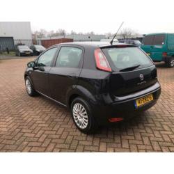Fiat Punto 1.2 5DR 2011 Zwart